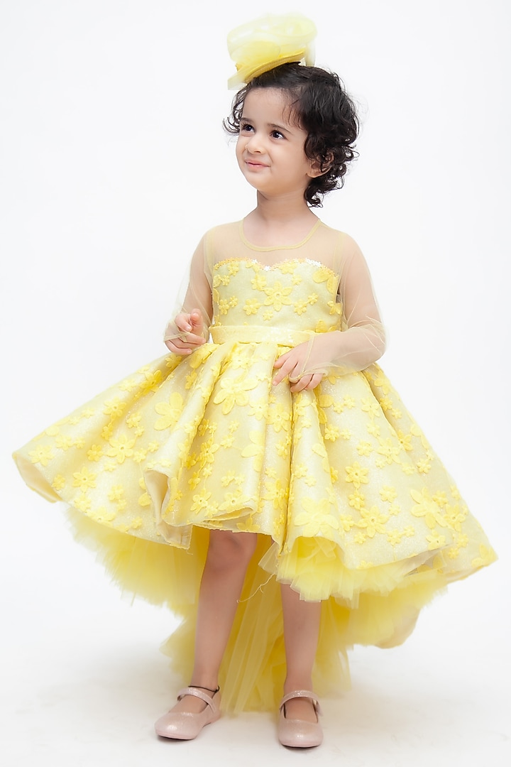 Yellow Floral Embroidered High-Low Gown For Girls by Fayon Kids at Pernia's Pop Up Shop