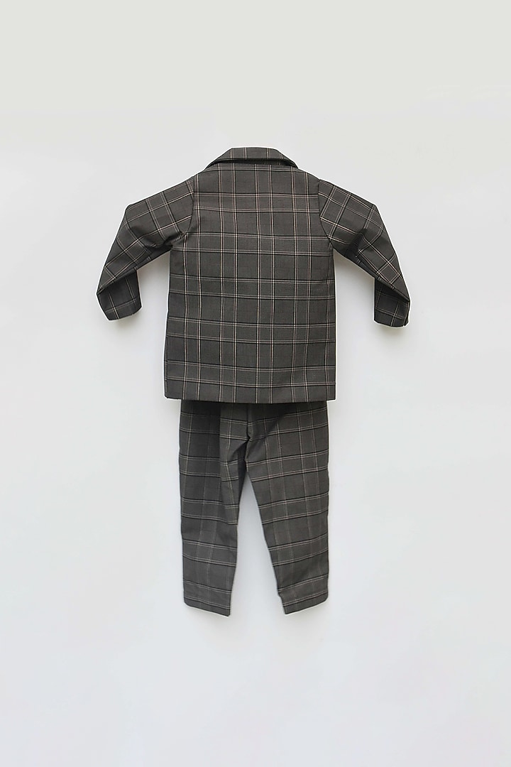 Grey Checkered Coat Set For Boys by Fayon Kids at Pernia's Pop Up Shop