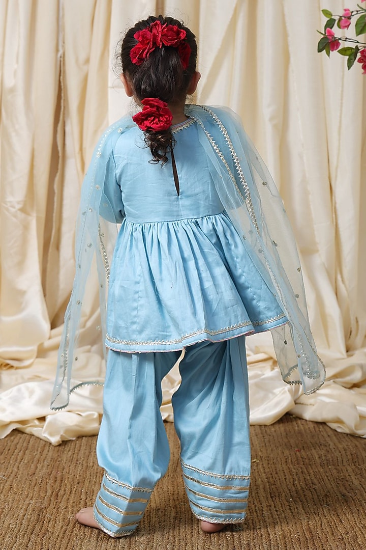 Blue Cotton Gota Embroidered Kurta Set For Girls by Fayon Kids at Pernia's Pop Up Shop