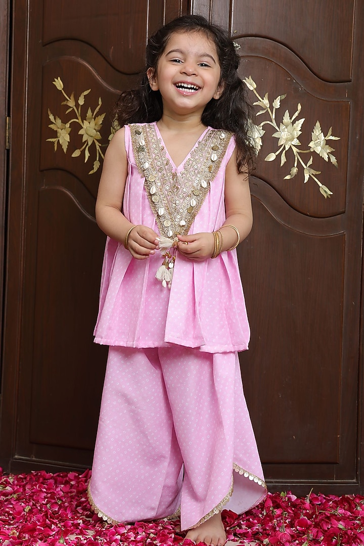 Baby Pink Crepe Bandhej Sharara Set For Girls by Fayon Kids at Pernia's Pop Up Shop