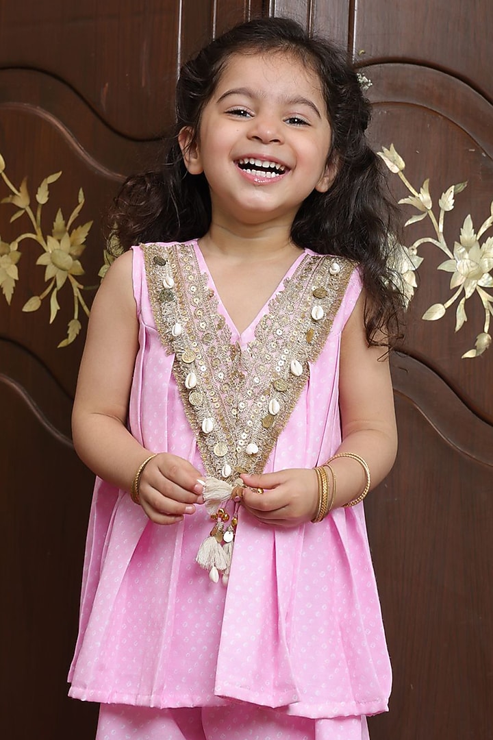 Baby Pink Crepe Bandhej Sharara Set For Girls by Fayon Kids at Pernia's Pop Up Shop