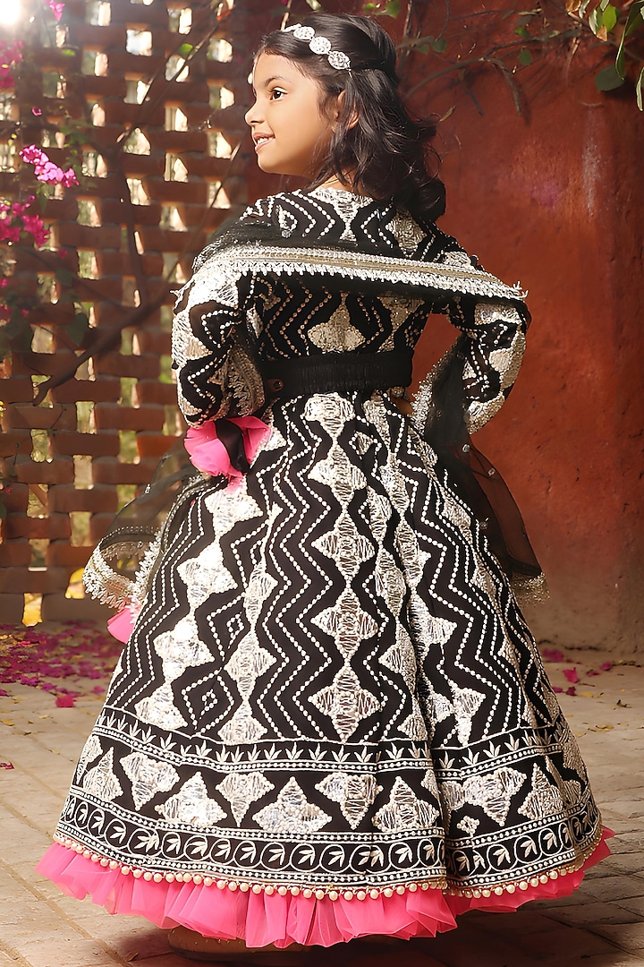 Black Georgette Gota Embroidered Anarkali Set For Girls by Fayon Kids at Pernia's Pop Up Shop
