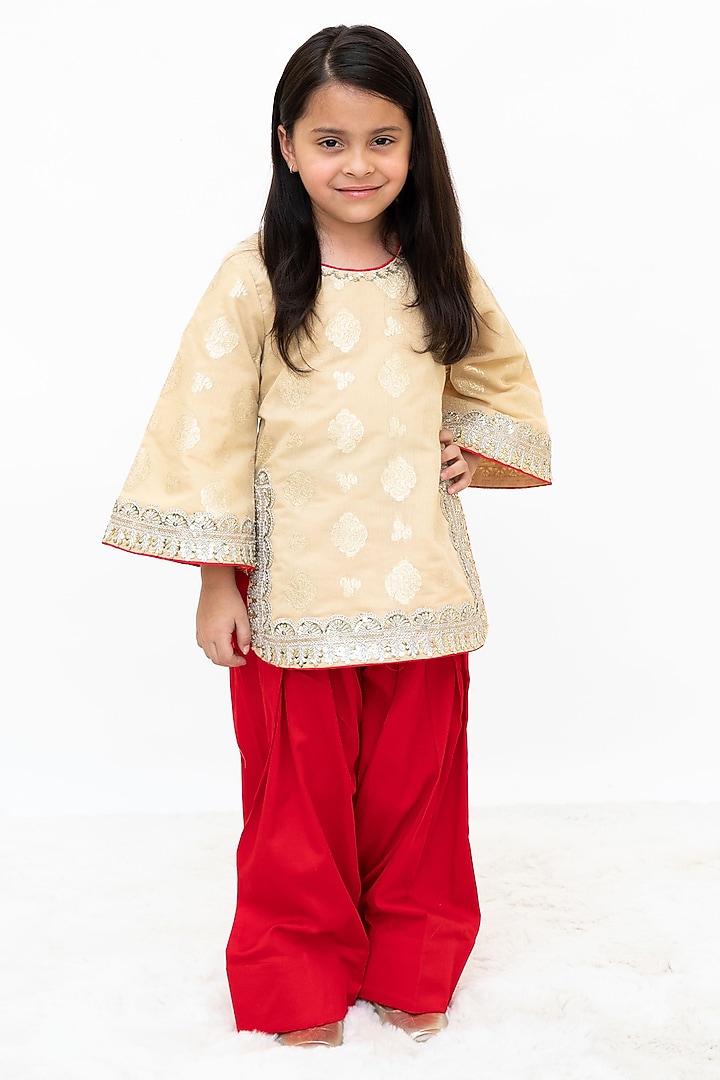 Gold Brocade Embroidered Kurta Set For Girls by Fayon Kids at Pernia's Pop Up Shop