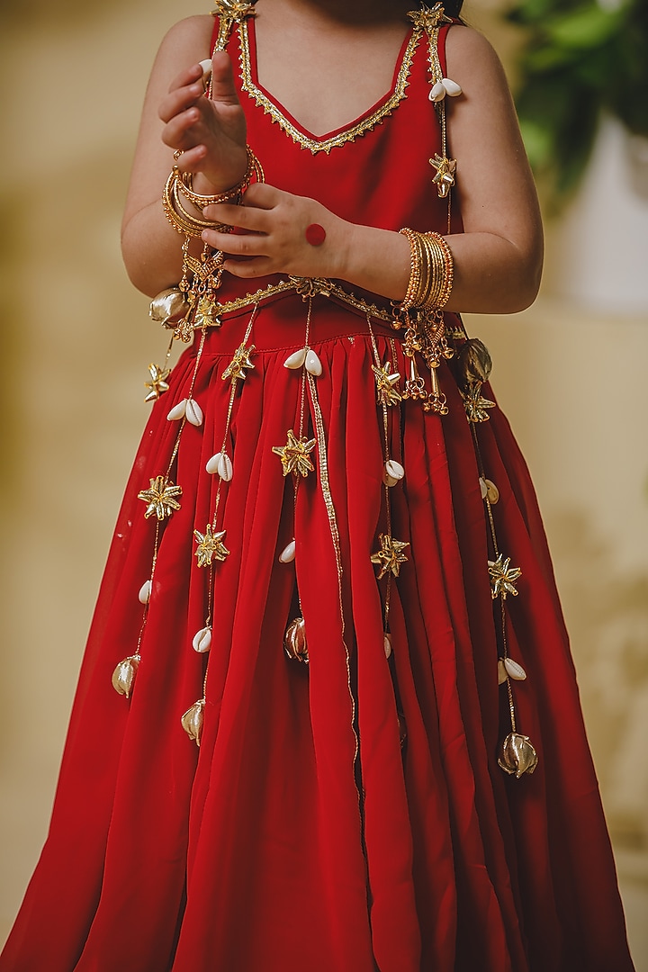 Red Georgette Lace & Tassel Lehenga Set For Girls by Fayon Kids at Pernia's Pop Up Shop