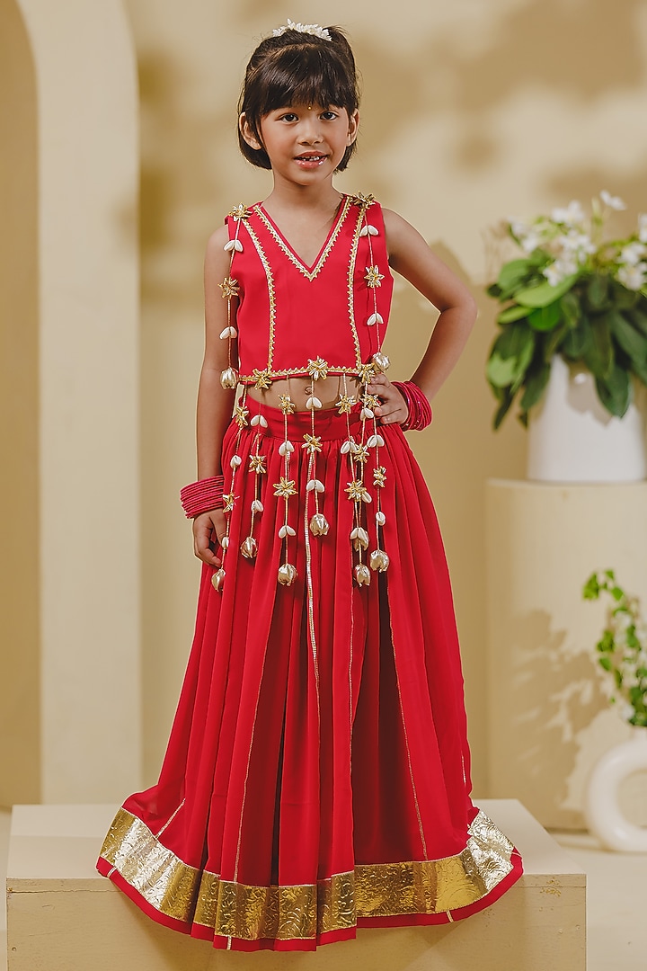 Red Georgette Lace & Tassel Lehenga Set For Girls by Fayon Kids at Pernia's Pop Up Shop