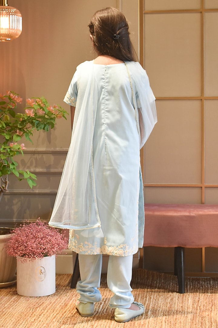 Blue Silk Embroidered Kurta Set For Girls by Fayon Kids at Pernia's Pop Up Shop