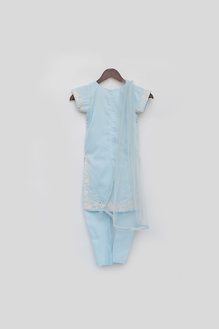 Blue Silk Embroidered Kurta Set For Girls by Fayon Kids at Pernia's Pop Up Shop