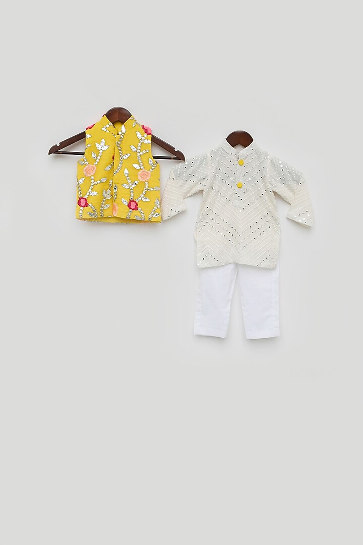 Yellow Embroidered Bundi Jacket With Kurta Set For Boys by Fayon Kids at Pernia's Pop Up Shop