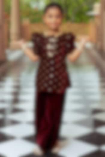 Maroon Velvet Embroidered Kurta Set For Girls by Fayon Kids at Pernia's Pop Up Shop
