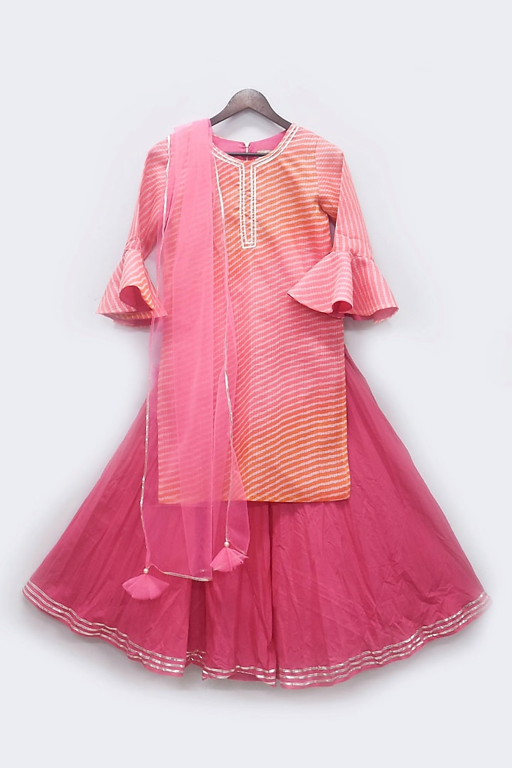 Fuchsia Printed Skirt Set For Girls by Fayon Kids