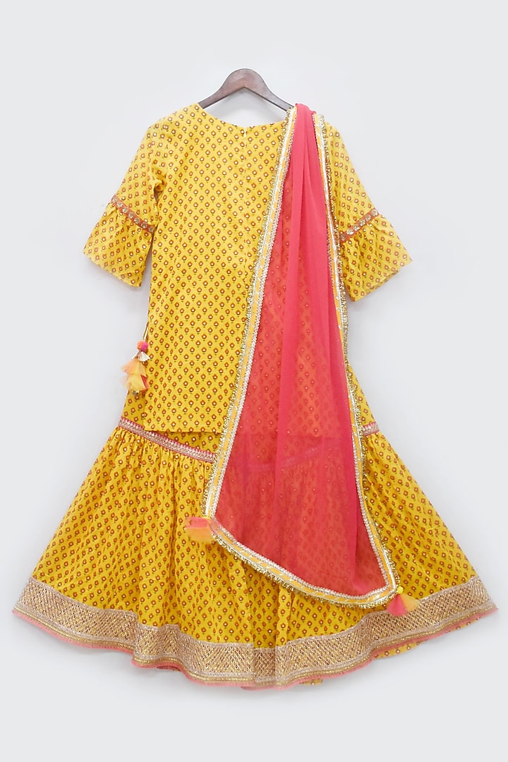 Yellow Printed Sharara Set For Girls by Fayon Kids at Pernia's Pop Up Shop