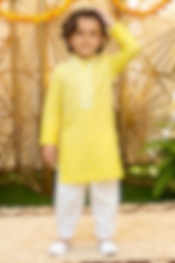 Yellow Chanderi Embroidered Kurta Set For Boys by Fayon Kids at Pernia's Pop Up Shop
