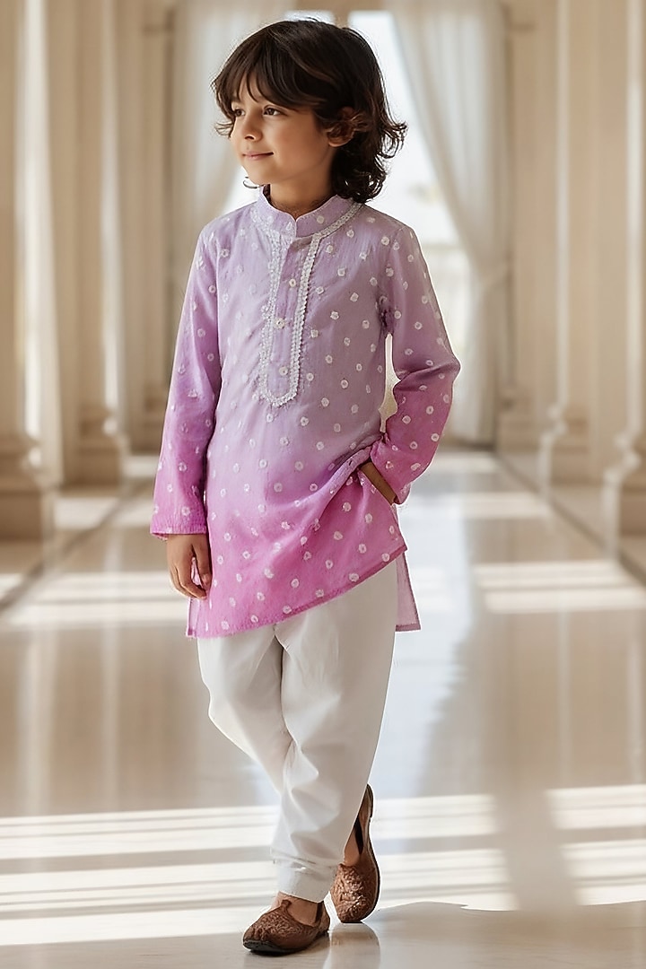 Pink Chanderi Embroidered Kurta Set For Boys by Fayon Kids at Pernia's Pop Up Shop