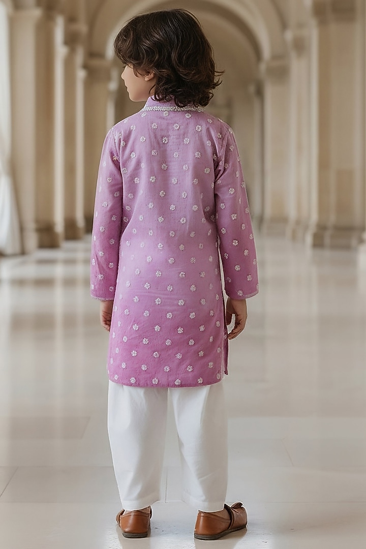 Pink Chanderi Embroidered Kurta Set For Boys by Fayon Kids at Pernia's Pop Up Shop