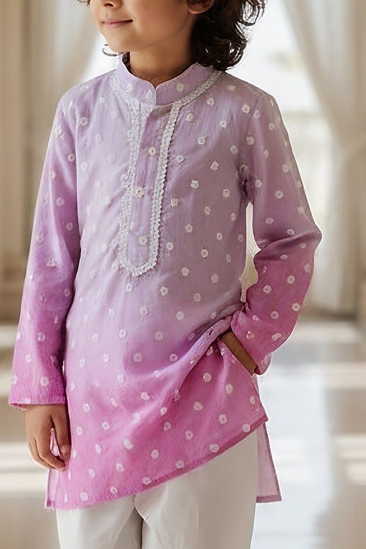 Pink Chanderi Embroidered Kurta Set For Boys by Fayon Kids at Pernia's Pop Up Shop