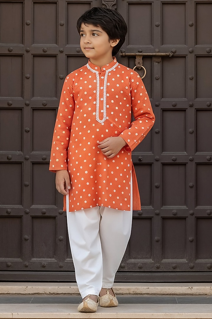 Orange Chanderi Embroidered Kurta Set For Boys by Fayon Kids at Pernia's Pop Up Shop