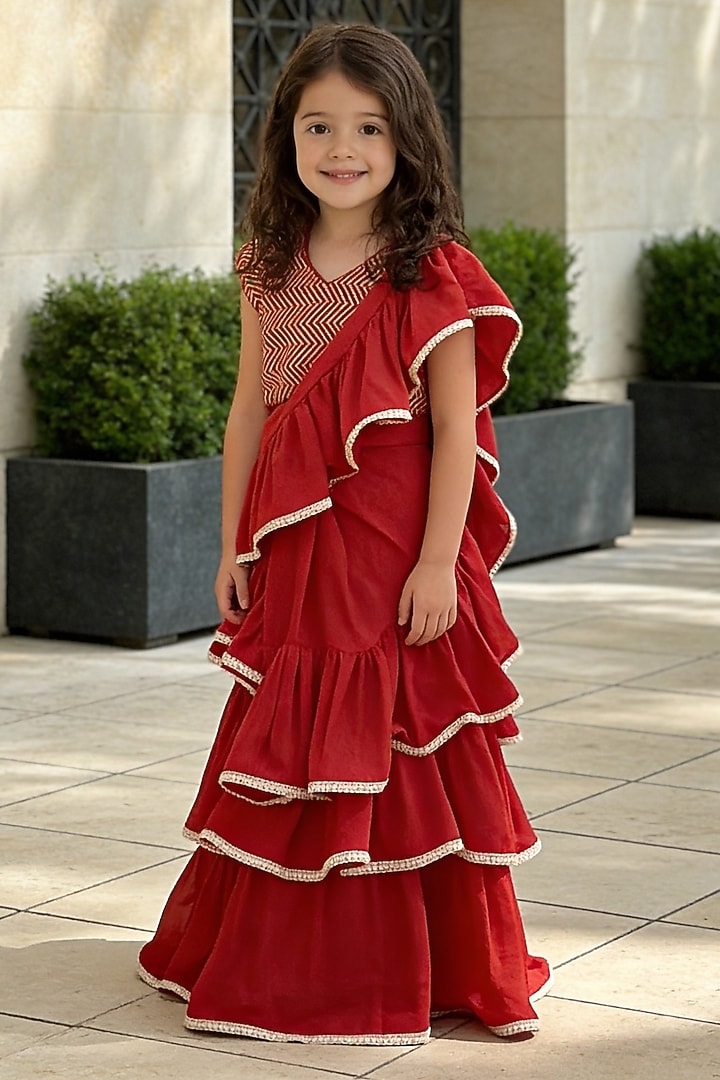 Red Embroidered Ruffled Lehenga Saree For Girls by Fayon Kids at Pernia's Pop Up Shop