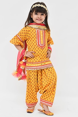 Mustard Yellow Printed Kurta Set For Girls by Fayon Kids