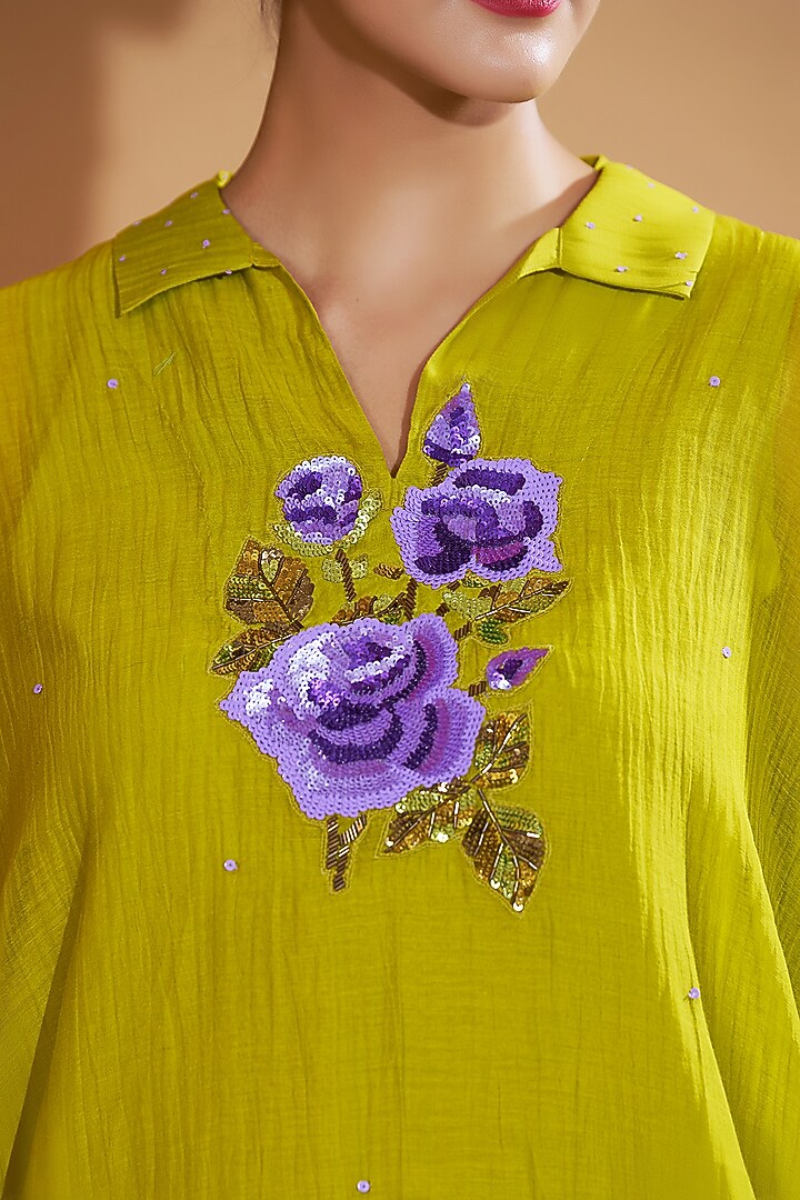 Green Chanderi Silk Sequins Hand Embroidered Kaftan Set by GAACH at Pernia's Pop Up Shop