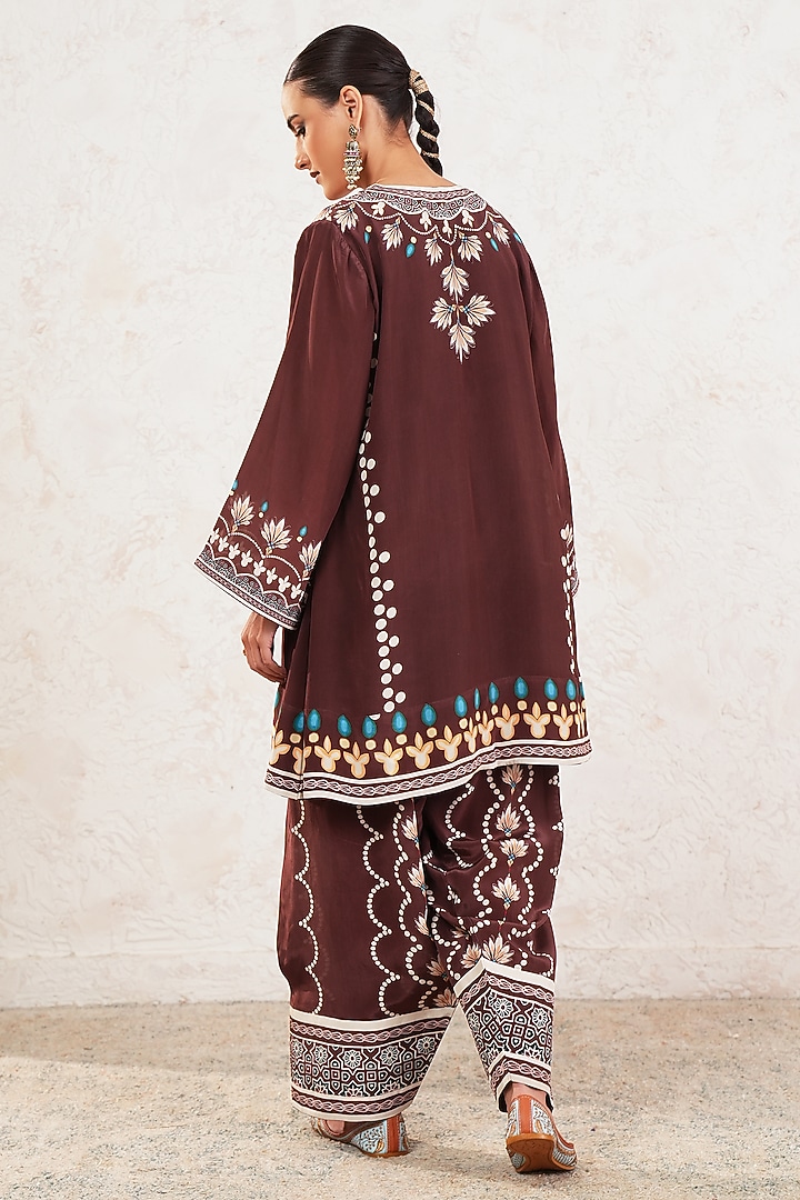 Brown Crepe Embroidered & Printed Kurta Set by Gazab By Miku Kumar at Pernia's Pop Up Shop