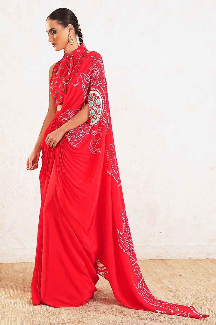 Red Crepe Motifs Embroidered Pre-Draped Wedding Saree Set by Gazab By Miku Kumar at Pernia's Pop Up Shop