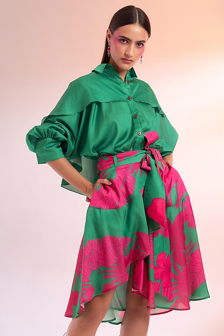 Green Silk Floral Printed Skirt Set by Gazab By Miku Kumar at Pernia's Pop Up Shop