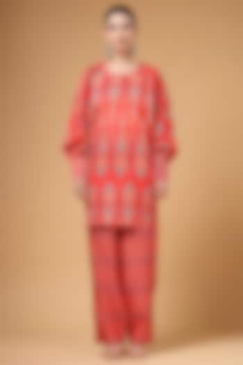 Red Silk Crepe Printed Co-Ord Set by Gazab By Miku Kumar at Pernia's Pop Up Shop