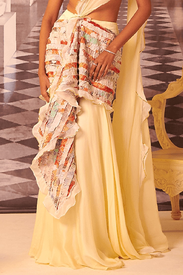 Lemon Organza Pre-Draped Party Wear Saree Set by Gauri Dhawan at Pernia's Pop Up Shop