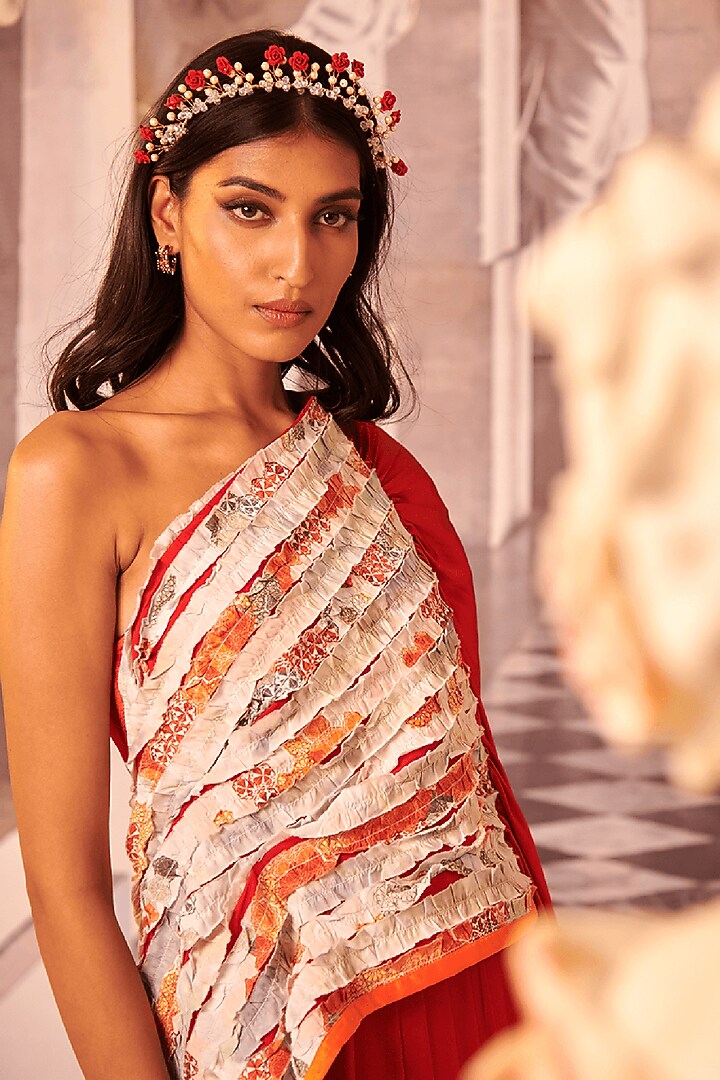 Red Diamond Satin Pre-Draped Wedding Saree Set by Gauri Dhawan at Pernia's Pop Up Shop