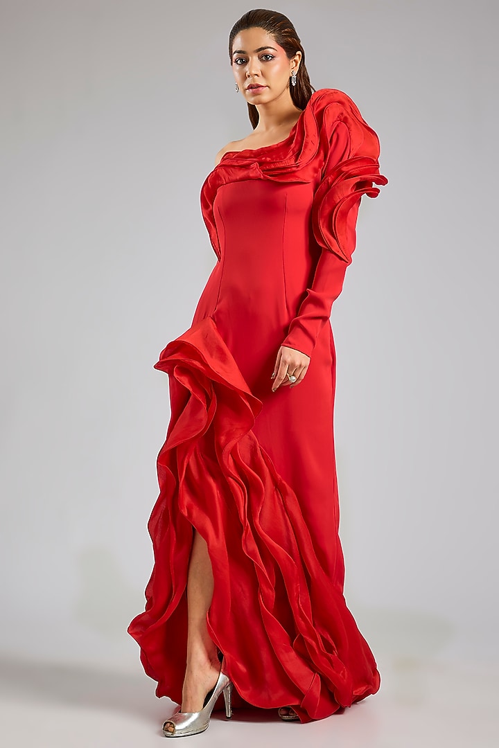 Red Moss Crepe Structured Bridal Gown by Gaurav Gupta at Pernia's Pop Up Shop