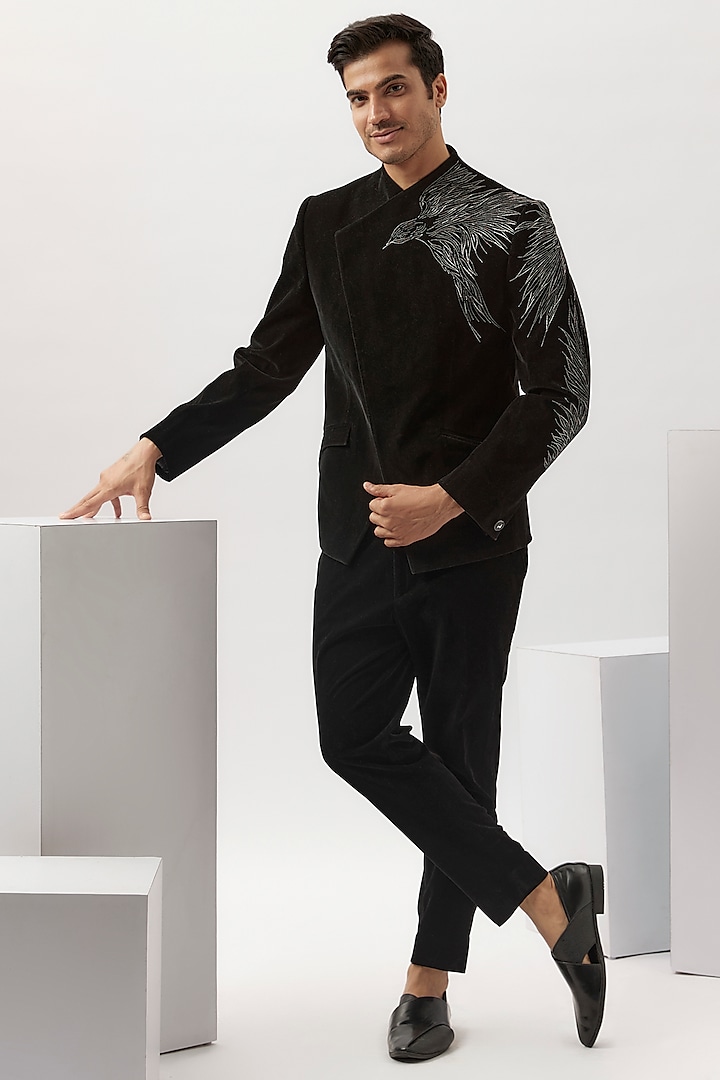 Black Velvet 3D Embellished Bandhgala Set by Gaurav Gupta Men