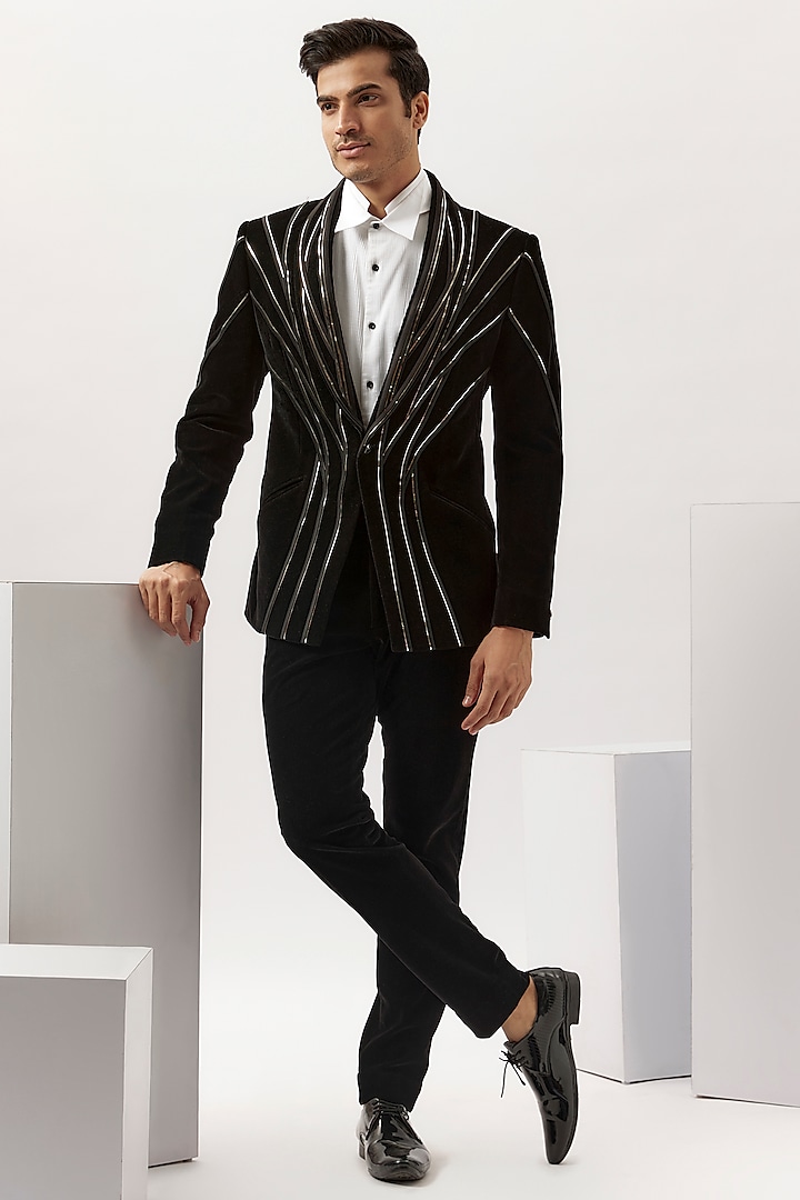 Black Velvet Tuxedo Set by Gaurav Gupta Men