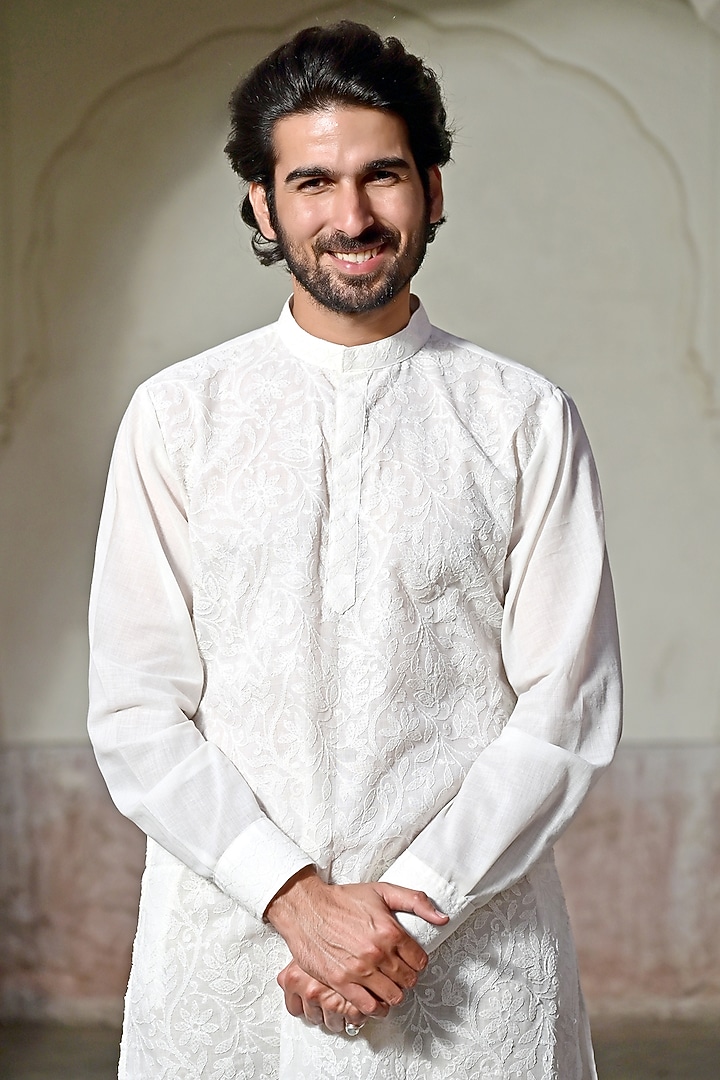 White Cotton Mal Embroidered Kurta Set by Gaurav Katta at Pernia's Pop Up Shop
