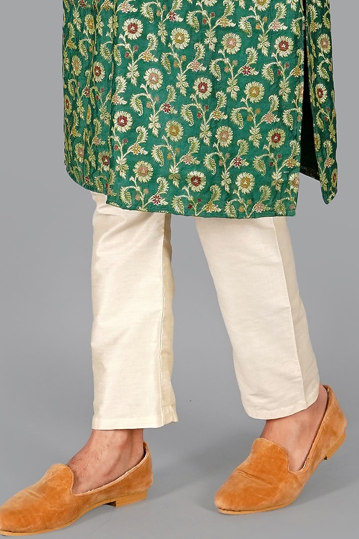 Dark Green Handwoven Banarasi Silk Kurta Set by Gaurav Katta at Pernia's Pop Up Shop
