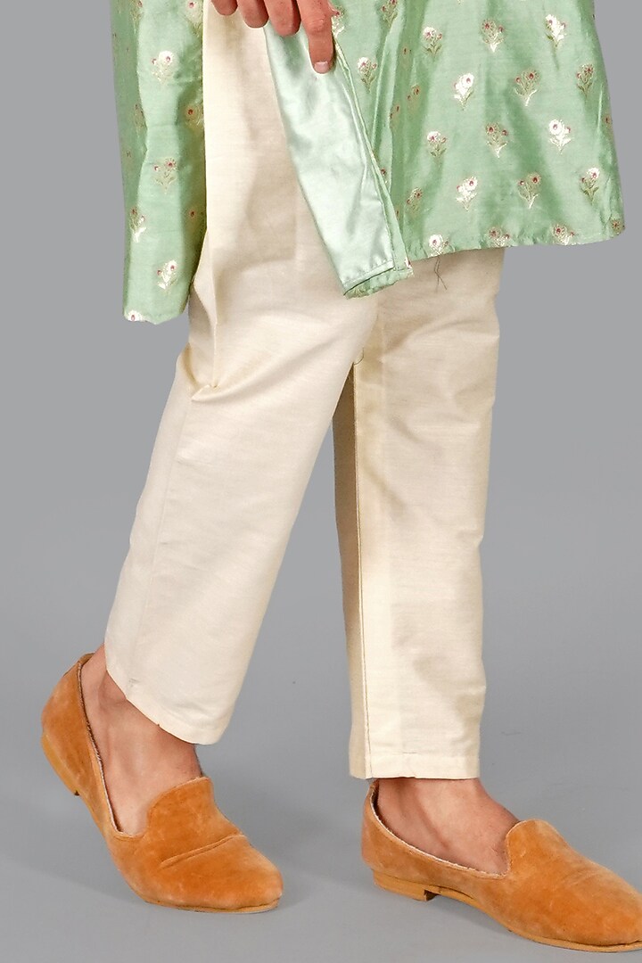 Pastel Green Handwoven Banarasi Silk Kurta Set by Gaurav Katta at Pernia's Pop Up Shop