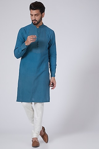 Cobalt Blue Ombre Printed Kurta by Gaurav Katta