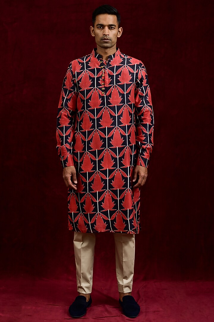 Crimson & Ebony Chanderi Silk Hand Painted Kurta by Gaurav Katta at Pernia's Pop Up Shop