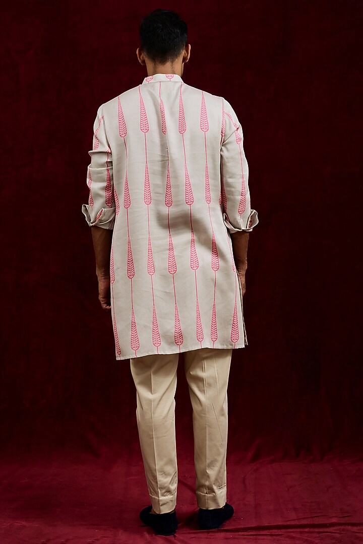 Ivory & Blush Pink Modal Silk Hand Painted Kurta by Gaurav Katta at Pernia's Pop Up Shop