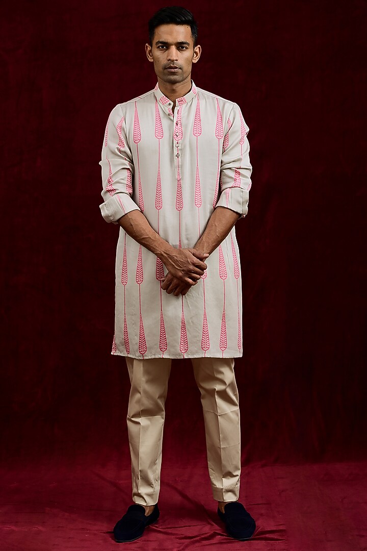 Ivory & Blush Pink Modal Silk Hand Painted Kurta by Gaurav Katta at Pernia's Pop Up Shop