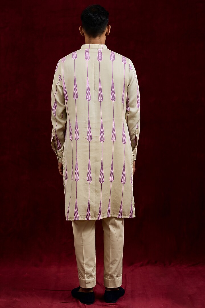 Ivory & Lilac Modal Silk Hand Painted Kurta by Gaurav Katta at Pernia's Pop Up Shop