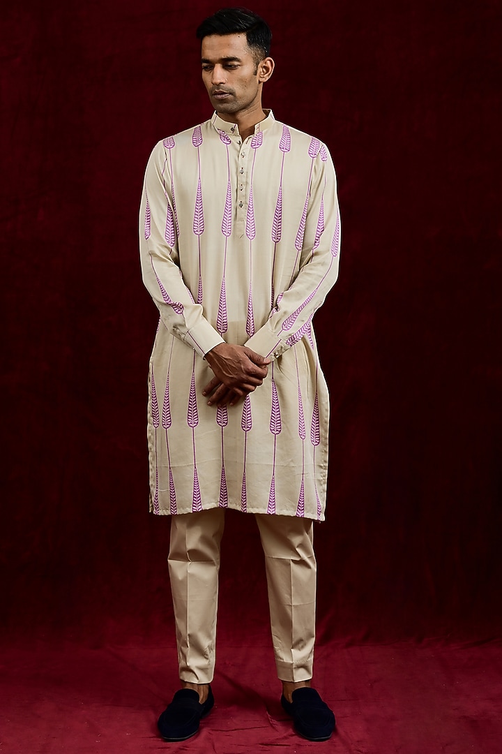 Ivory & Lilac Modal Silk Hand Painted Kurta by Gaurav Katta at Pernia's Pop Up Shop