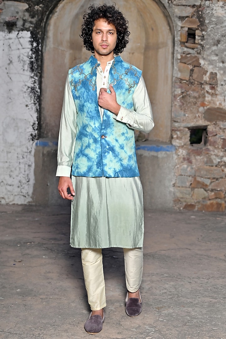 Blue Dip-Dyed Bundi Jacket With Kurta Set by Gaurav Katta