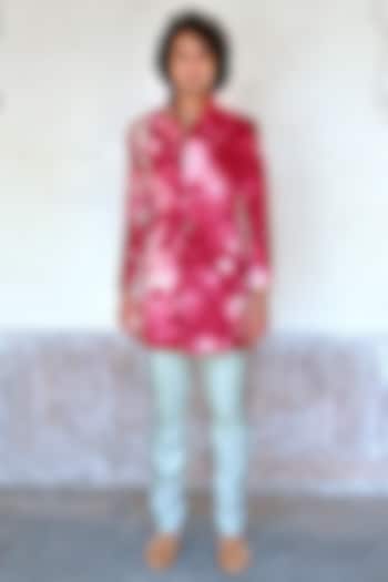 Fuchsia Dip-Dyed Indo-Western Set by Gaurav Katta at Pernia's Pop Up Shop