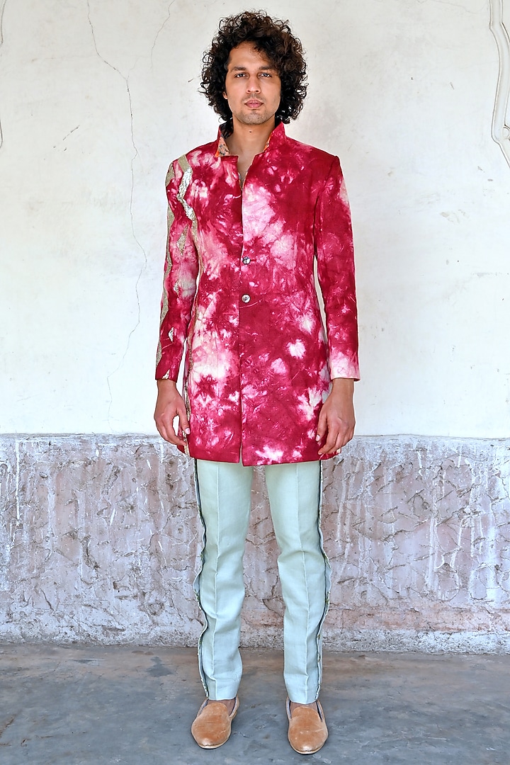 Fuchsia Dip-Dyed Indo-Western Set by Gaurav Katta at Pernia's Pop Up Shop