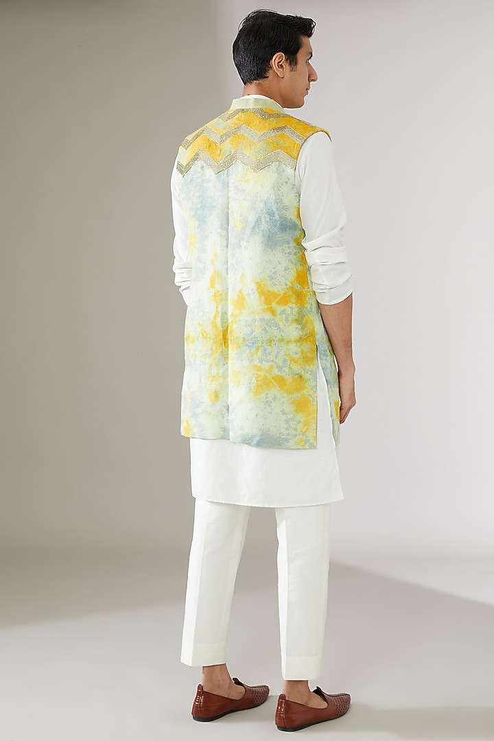 Blue Linen Tie-Dye Indowestern Jacket by Gaurav Katta at Pernia's Pop Up Shop