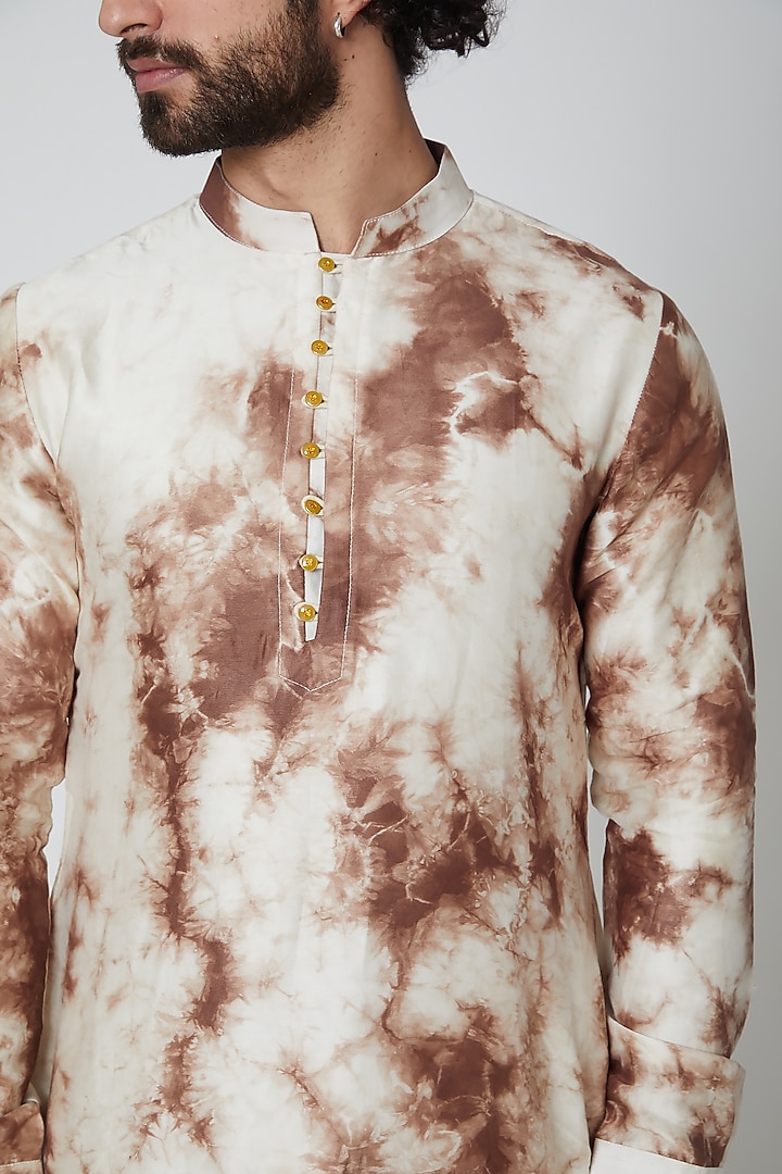 White Chanderi Tie-Dye Printed Kurta by Gaurav Katta at Pernia's Pop Up Shop