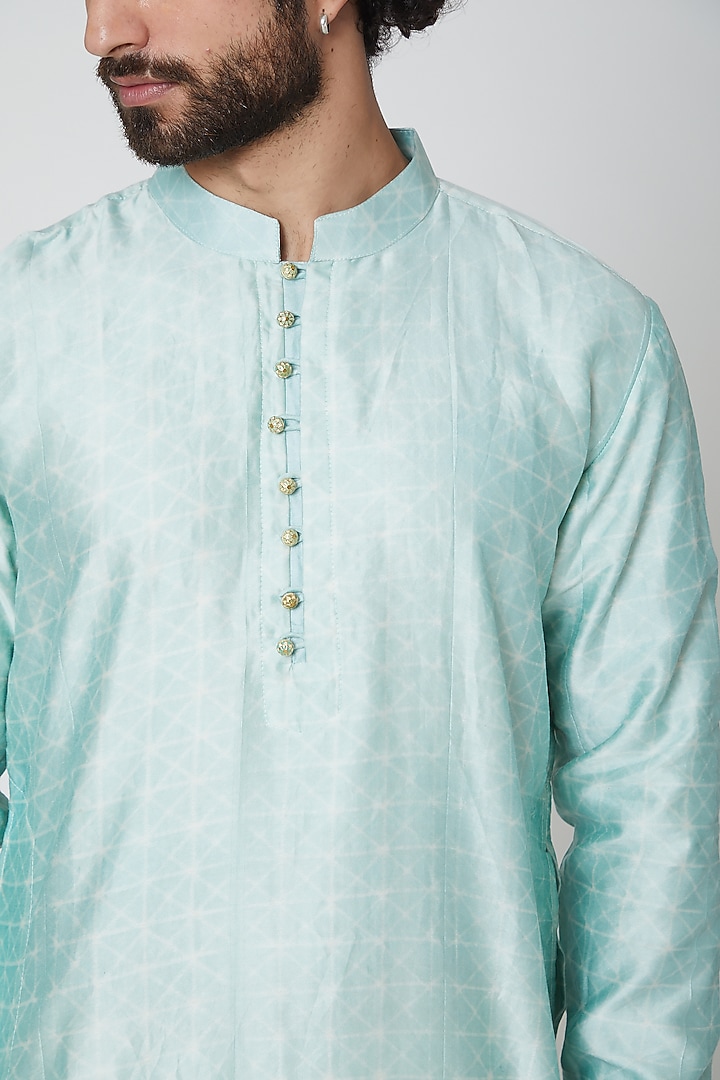 Powder Blue Tie-Dye Printed Kurta by Gaurav Katta at Pernia's Pop Up Shop
