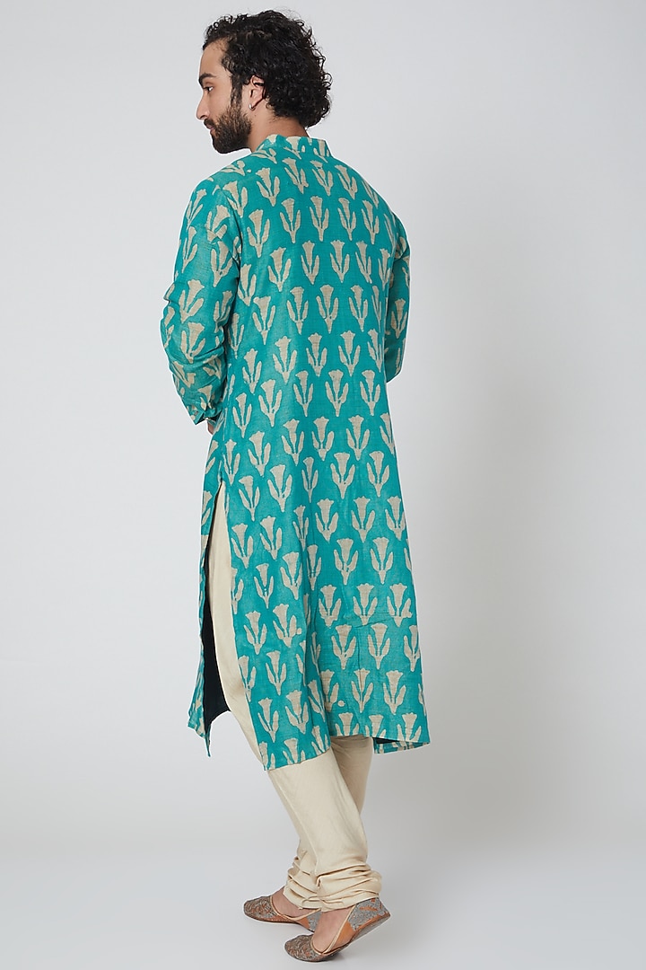Green Cotton Silk Batik Printed Kurta by Gaurav Katta at Pernia's Pop Up Shop