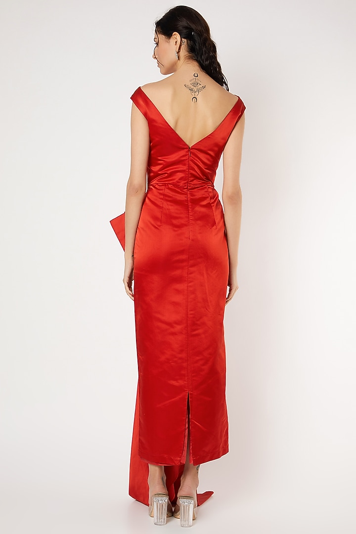 Red Sculpted Gown by Gauri And Nainika at Pernia's Pop Up Shop