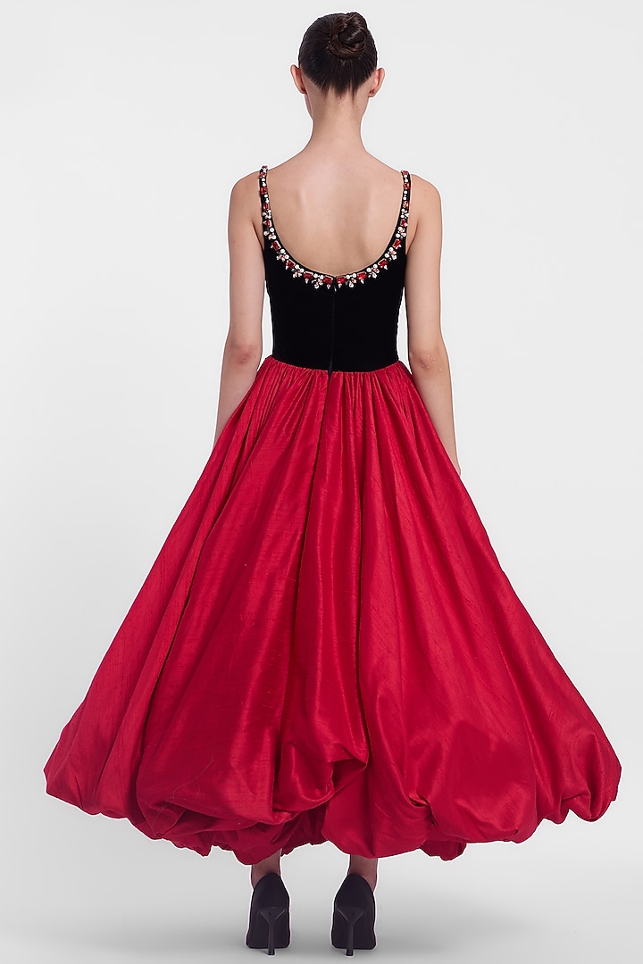 Raspberry Red & Black Velvet Embroidered Party Wear Dress by Gauri And Nainika at Pernia's Pop Up Shop